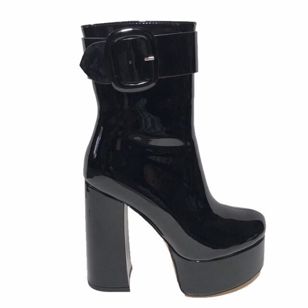 Women boots